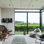 Minimalist With Stunning Sea View Ferienhaus