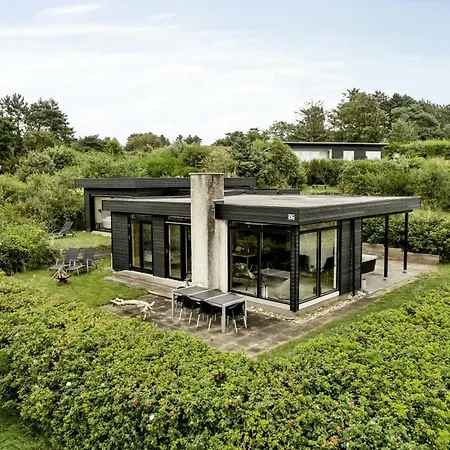Minimalist With Stunning Sea View